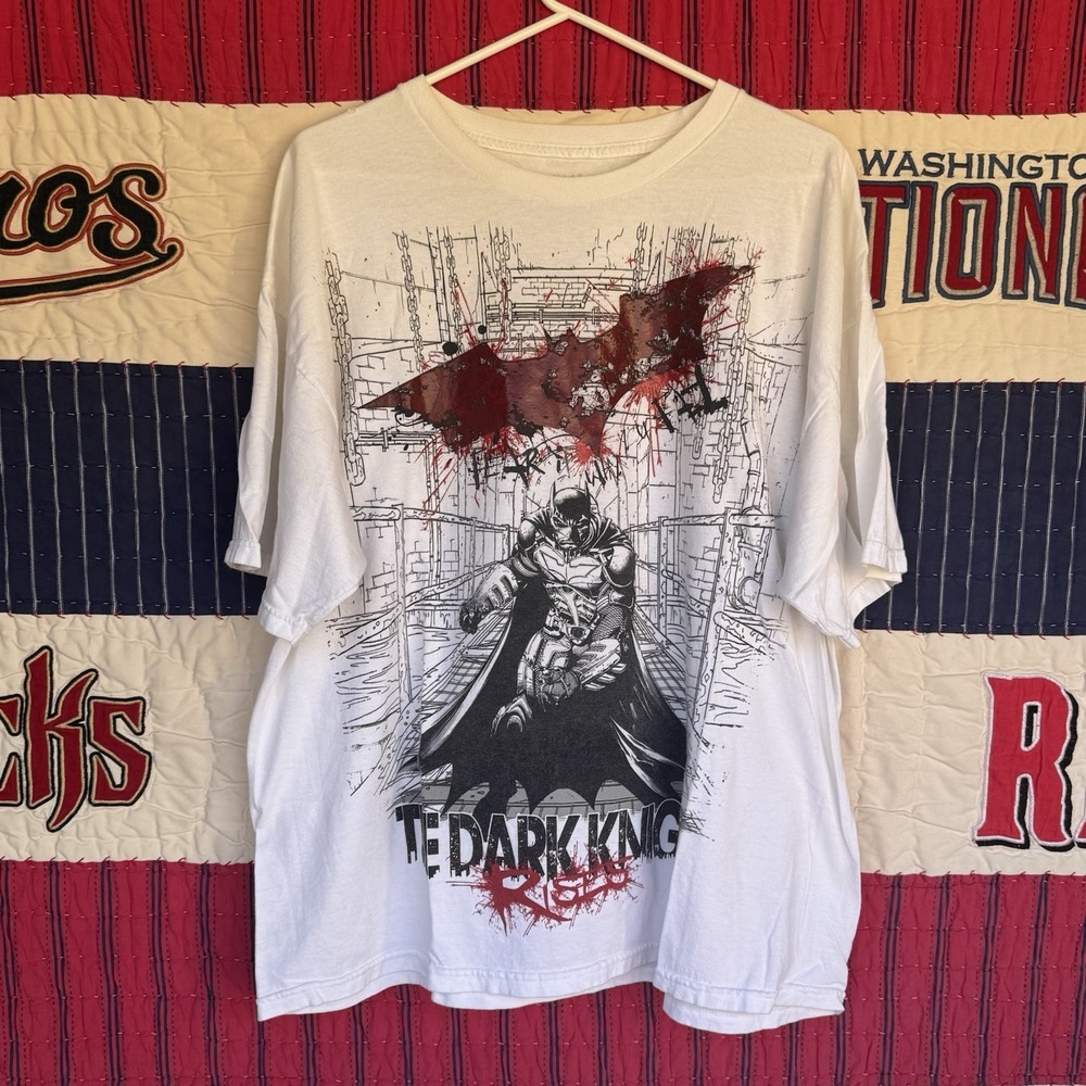 Size XXL -‎ Dark Knight Promo Shirt White Bat Logo Blood Splatter Graphic Print